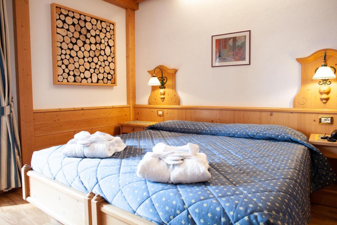 פרום Hotel Posta מראה חיצוני תמונה