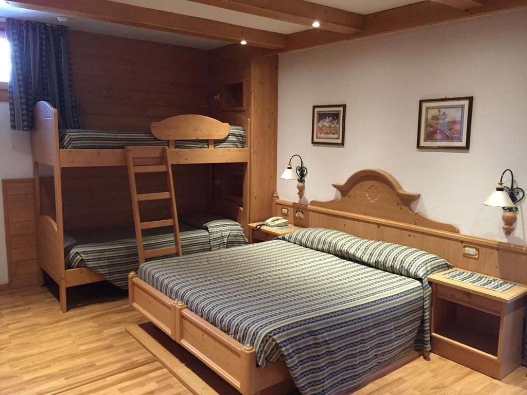 פרום Hotel Posta מראה חיצוני תמונה