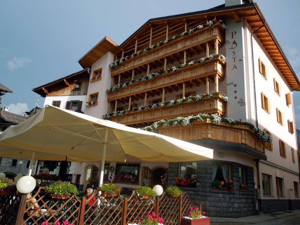 פרום Hotel Posta מראה חיצוני תמונה